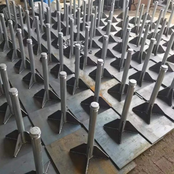 阿鲁科尔沁旗鑫亿呈沉降板生产